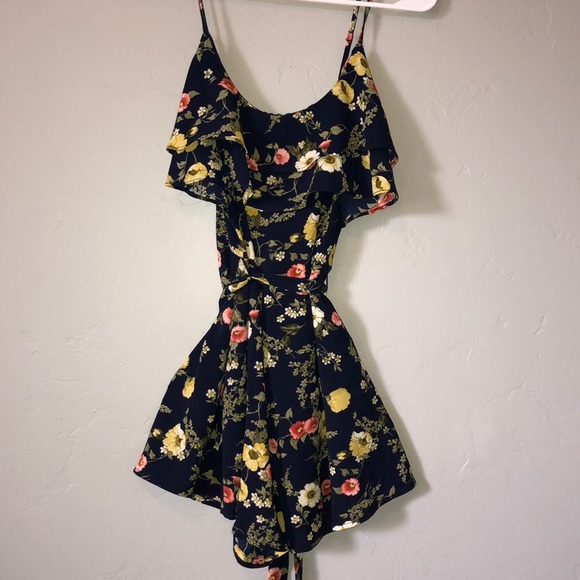 forever 21 romper - Picture 1 of 3